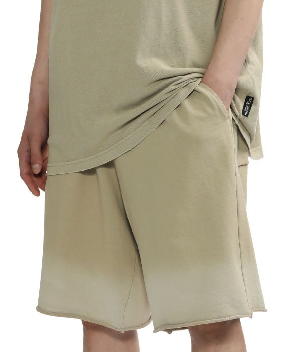 IZZUE - Spray distress shorts beige - BACKSTAGE - باك ستيج - BACKSTAGE باك ستيج your go-to destination for discovering the finest brands that cater to every taste and occasion in KSA and Middle East.