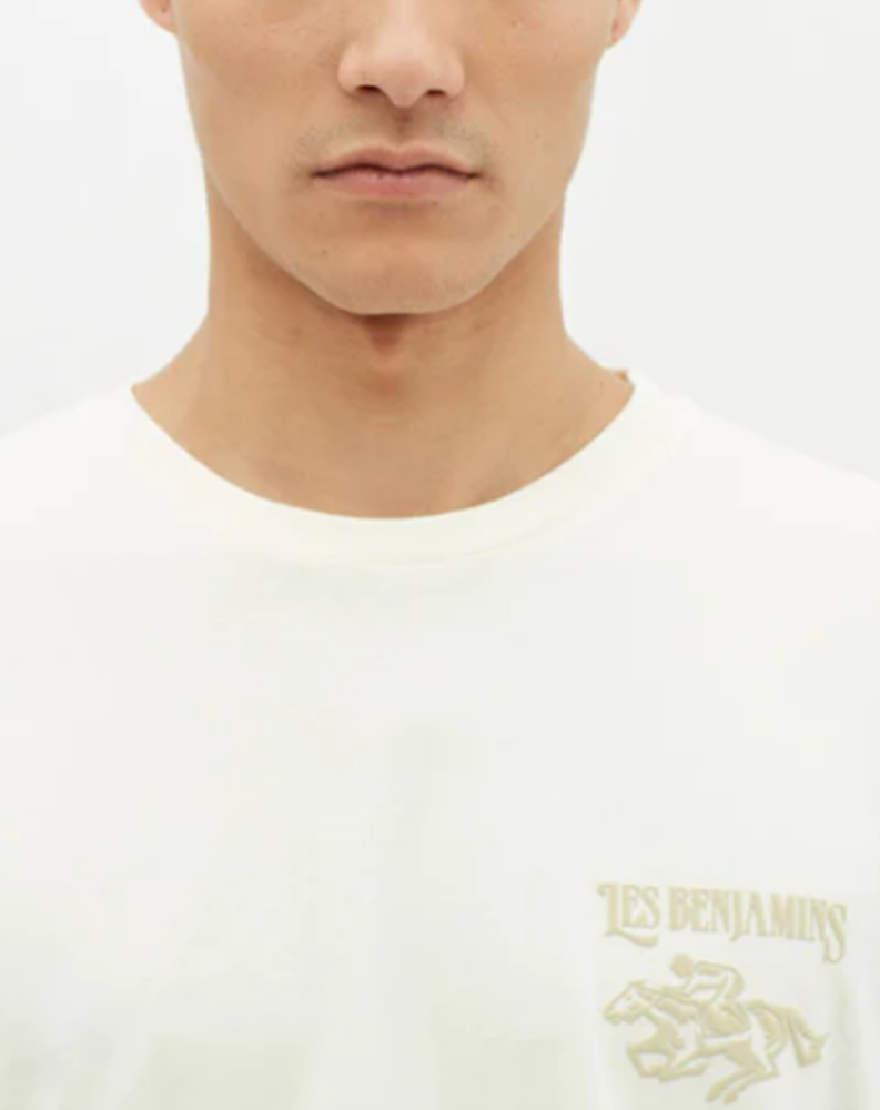LES BENJAMINS T-SHIRT - BACKSTAGE - باك ستيج - BACKSTAGE باك ستيج your go-to destination for discovering the finest brands that cater to every taste and occasion in KSA and Middle East.