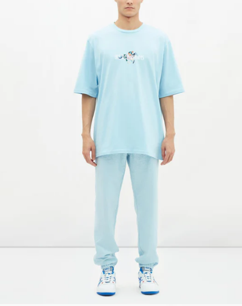 LES BENJAMINS T-SHIRT - BACKSTAGE - باك ستيج - BACKSTAGE باك ستيج your go-to destination for discovering the finest brands that cater to every taste and occasion in KSA and Middle East.