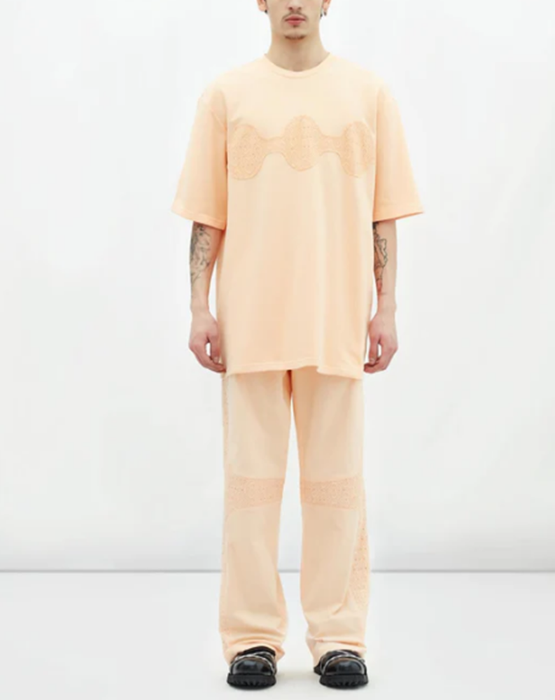 LES BENJAMINS - OVERSIZED T-SHIRT - BACKSTAGE - باك ستيج - BACKSTAGE باك ستيج your go-to destination for discovering the finest brands that cater to every taste and occasion in KSA and Middle East.