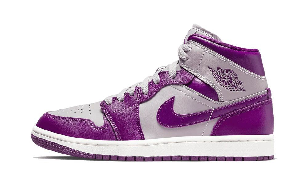 Nike Air Jordan mid magenta - BACKSTAGE - باك ستيج - BACKSTAGE باك ستيج your go-to destination for discovering the finest brands that cater to every taste and occasion in KSA and Middle East.