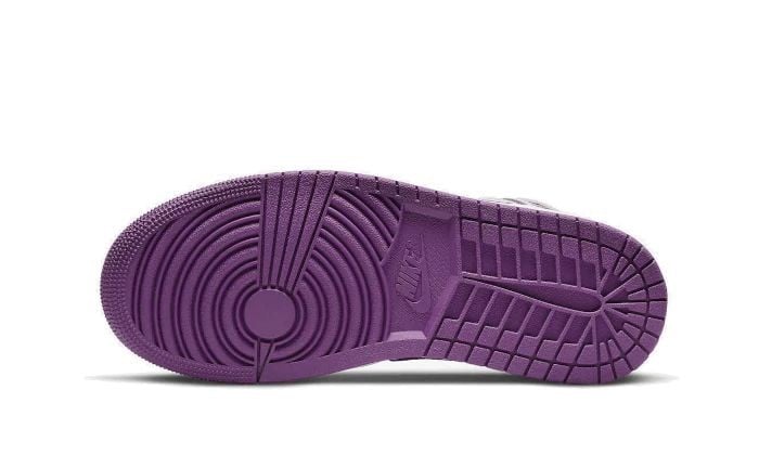 Nike Air Jordan mid magenta - BACKSTAGE - باك ستيج - BACKSTAGE باك ستيج your go-to destination for discovering the finest brands that cater to every taste and occasion in KSA and Middle East.