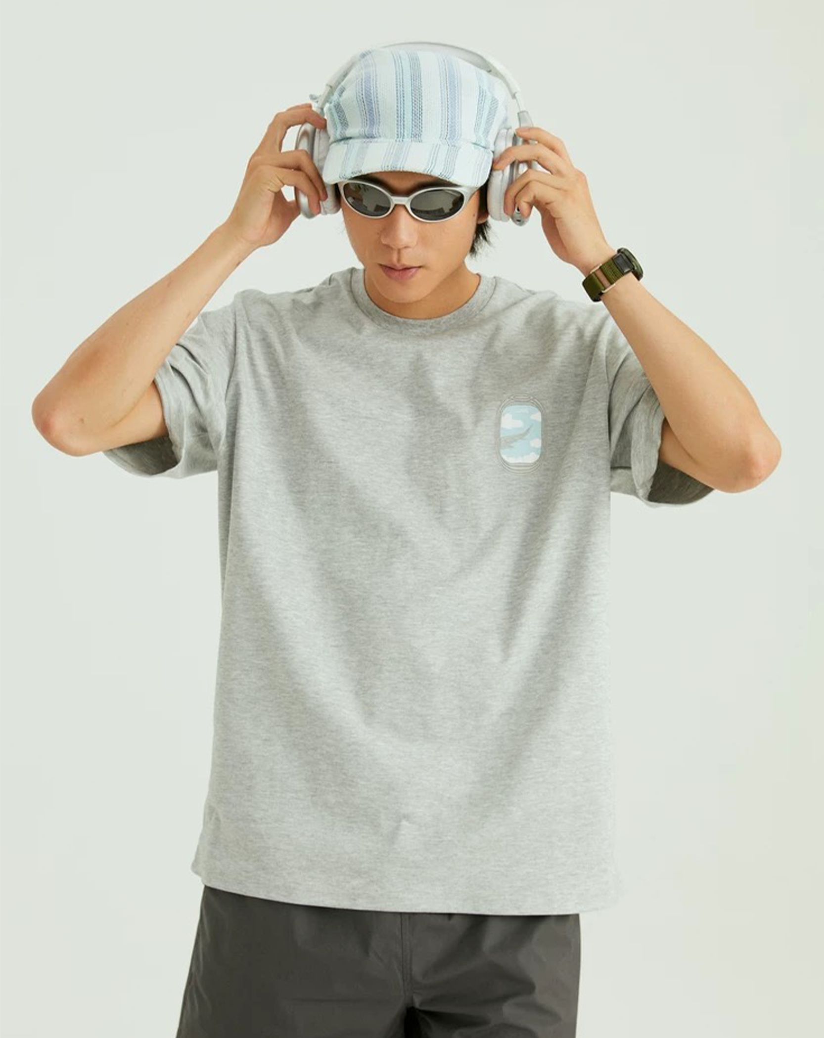 ONADAILY T-SHIRT
